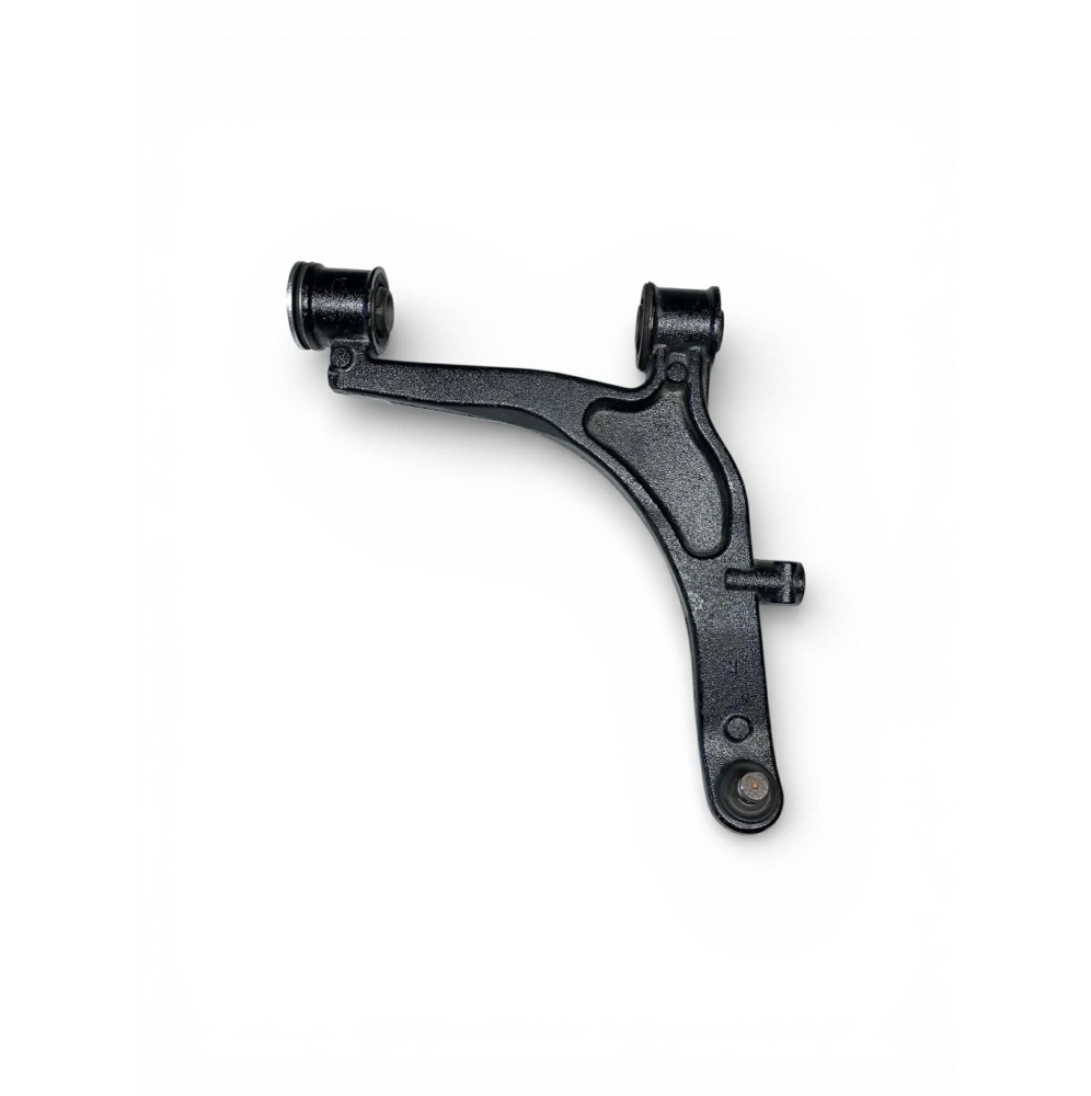 Triangle de suspension droit renault master 2005 a 2007 ( rotule diamètre 22 mm )